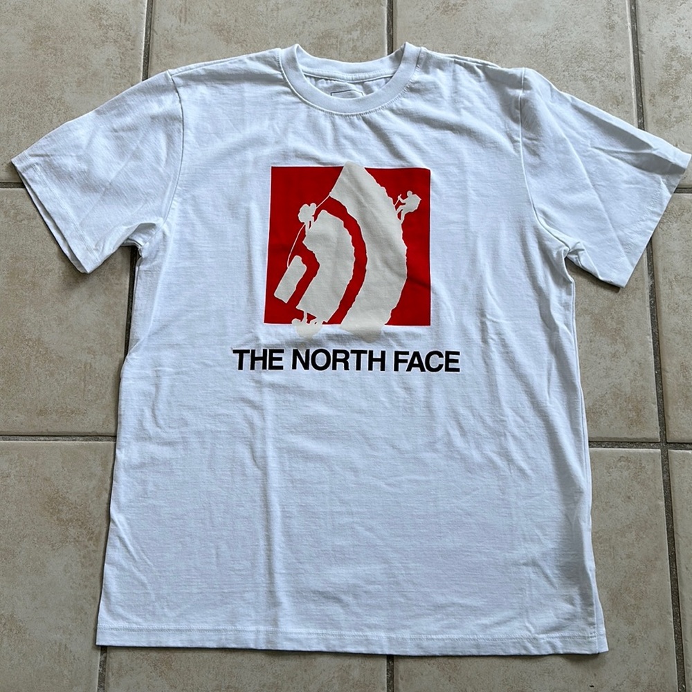 The NorthFace Tee